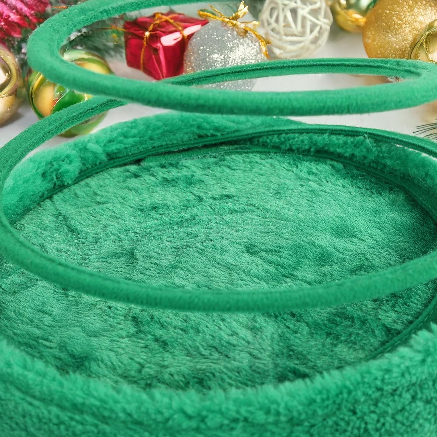 Cat Toys for Indoor Cats, Christmas Interactive Kitten Toys, Plush Spring High Resilience Collapsible Christmas Tree Star Style Pet Toys